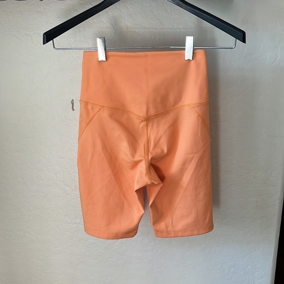 NWT GIRLFRIEND COLLECTIVE High Rise Horizon Biker Shorts! - Picture 7 of 9